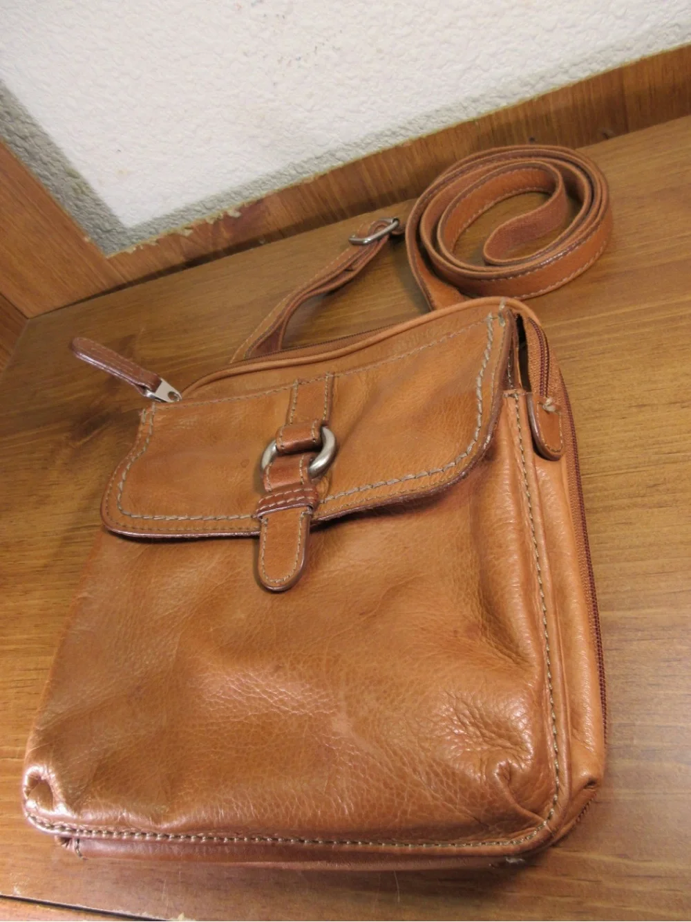 Fossil compact crossbody